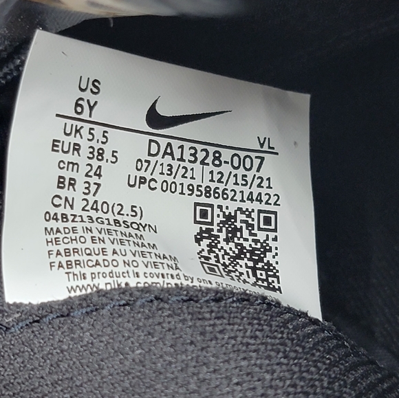 Nike Tiempo Legend 9 Academy Turf Soccer Shoes Youth Size 6Y DA1328-007 New - Picture 4 of 10